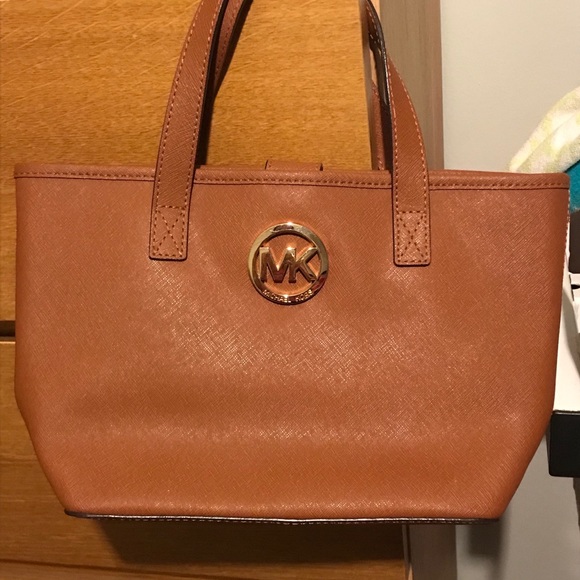 Michael Kors handbag - Picture 1 of 3